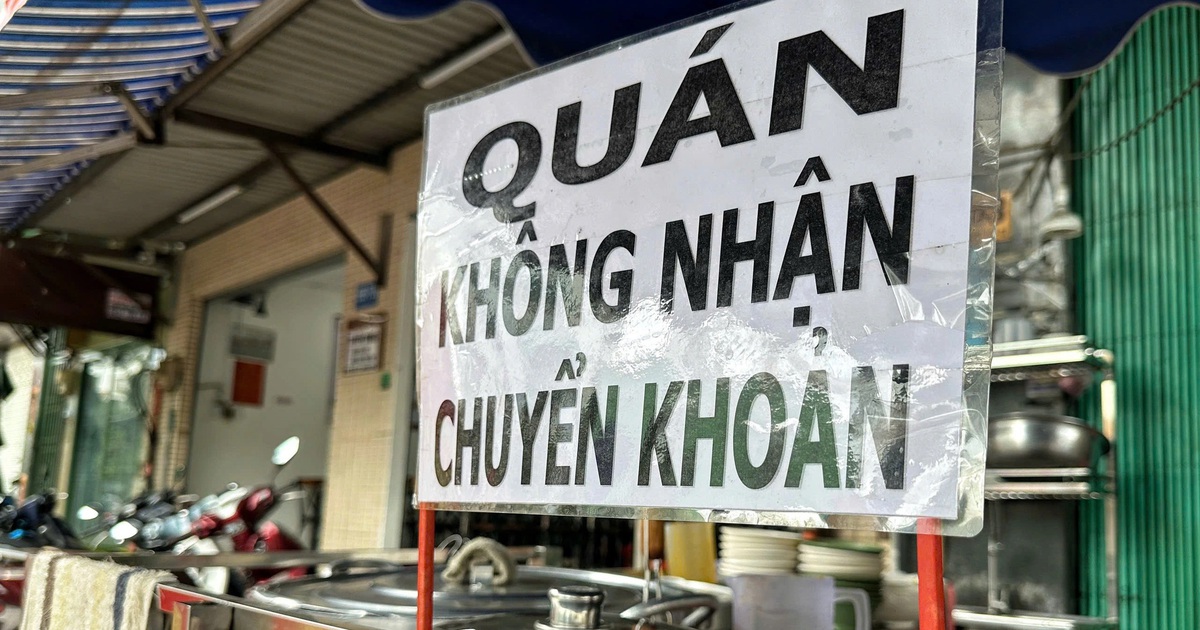 Hộ kinh doanh nhận tiền mặt có được không?