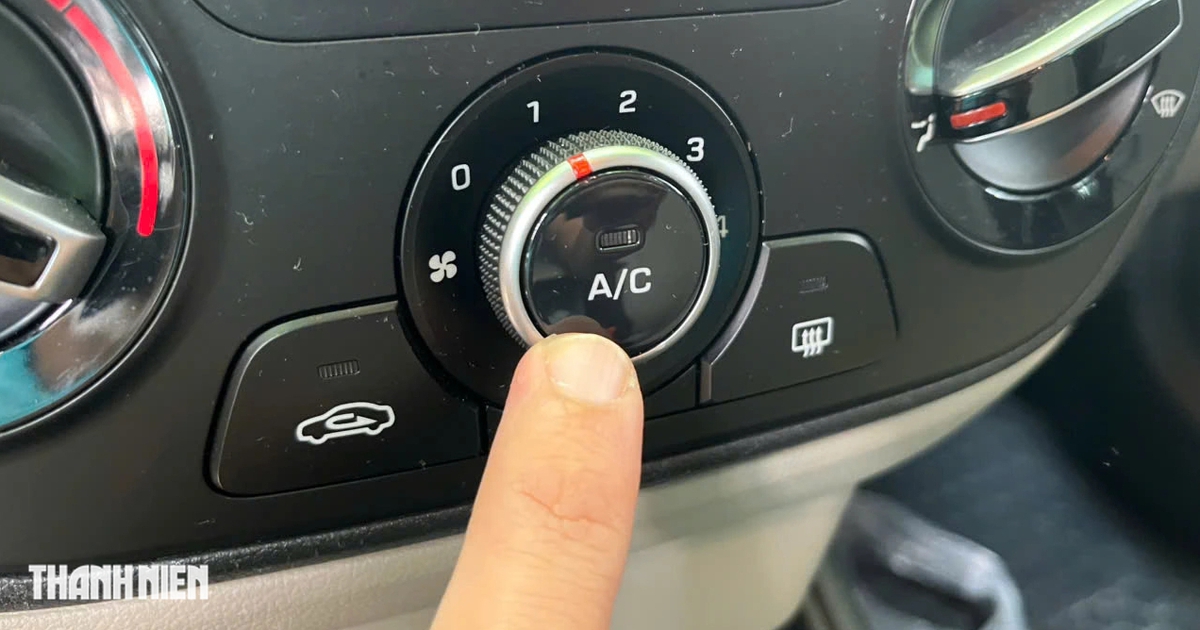 Sau khi khởi động ô tô, tại sao nên chờ một lúc mới bật điều hòa