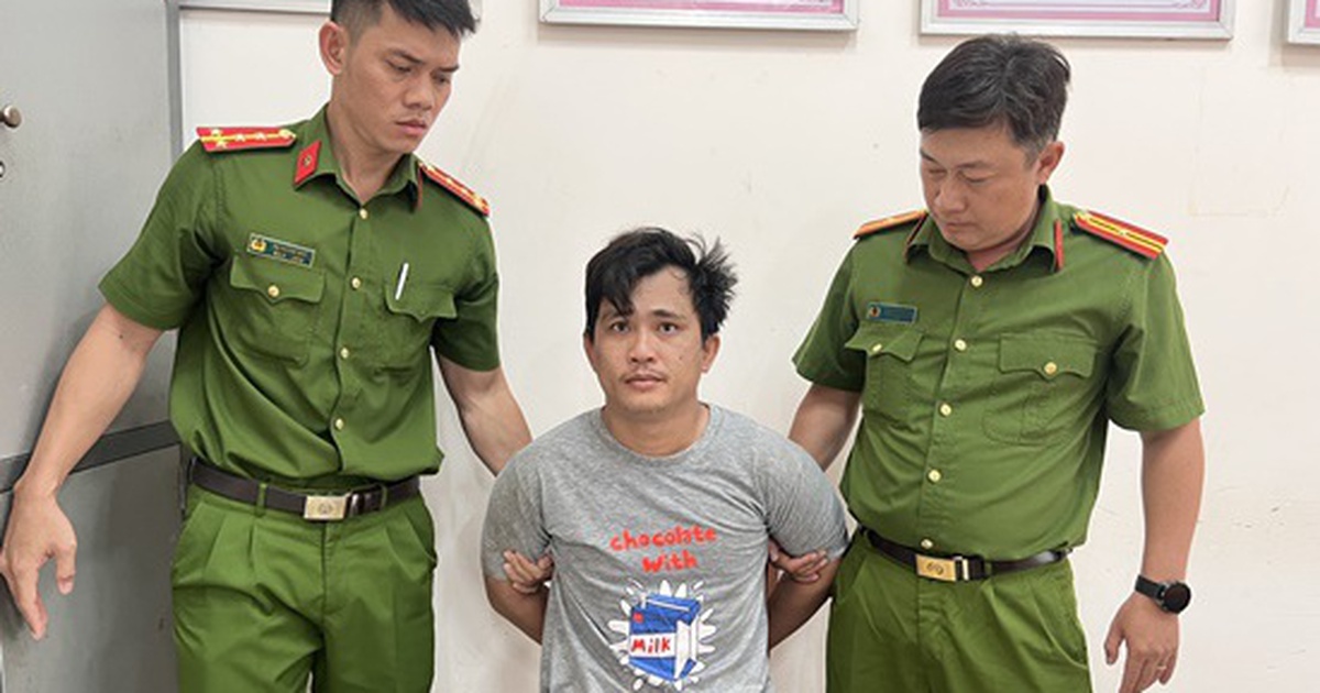 Bắt bị can đâm thủng ngực cán bộ bảo vệ ANTT ở Cà Mau