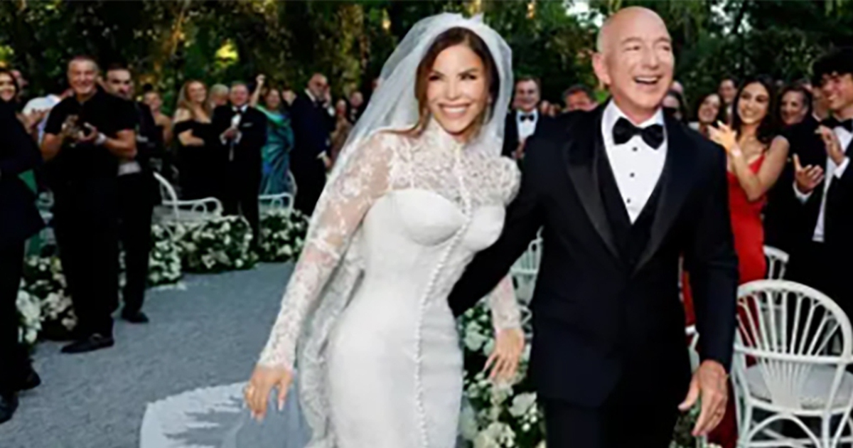 Váy cưới vợ tỉ phú Jeff Bezos lấy ý tưởng từ trang phục ngôi sao điện ảnh