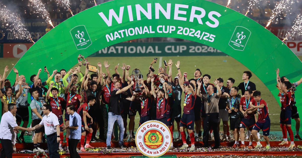 Đội CAHN thắng đậm SLNA 5-0: Vô địch Cúp quốc gia với tiền thưởng 2 tỉ đồng