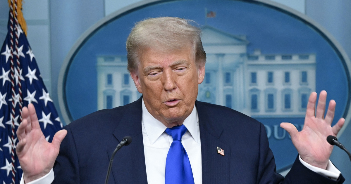 Ông Trump bác bỏ tin Mỹ muốn hỗ trợ chương trình hạt nhân Iran