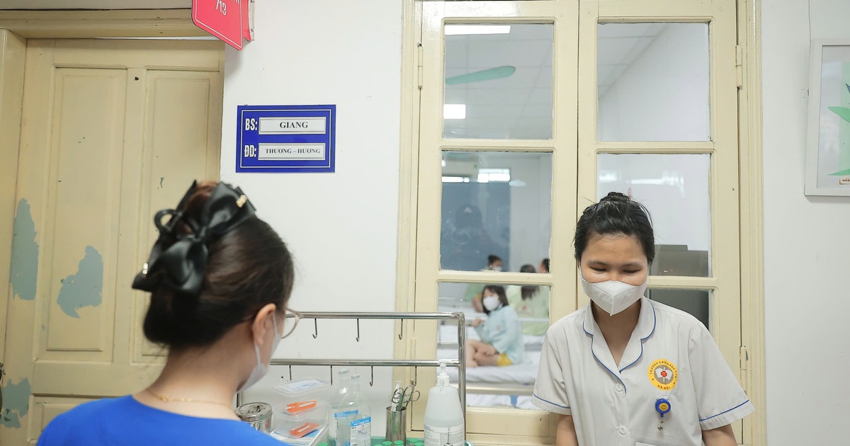 Hà Nội lấy mẫu xét nghiệm gen virus SARS-CoV-2 lưu hành