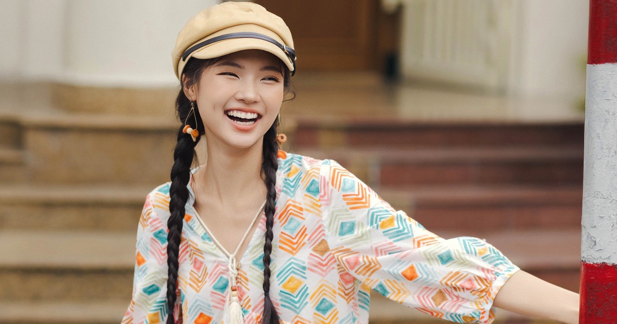 Đầm suông vải thô, nét duyên thầm phóng khoáng ngày hè