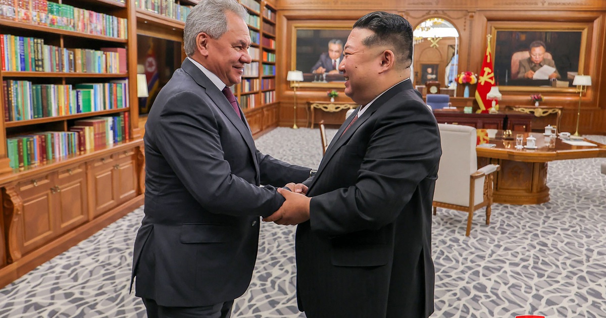Ông Kim Jong-un tái khẳng định 'ủng hộ vô điều kiện' Nga