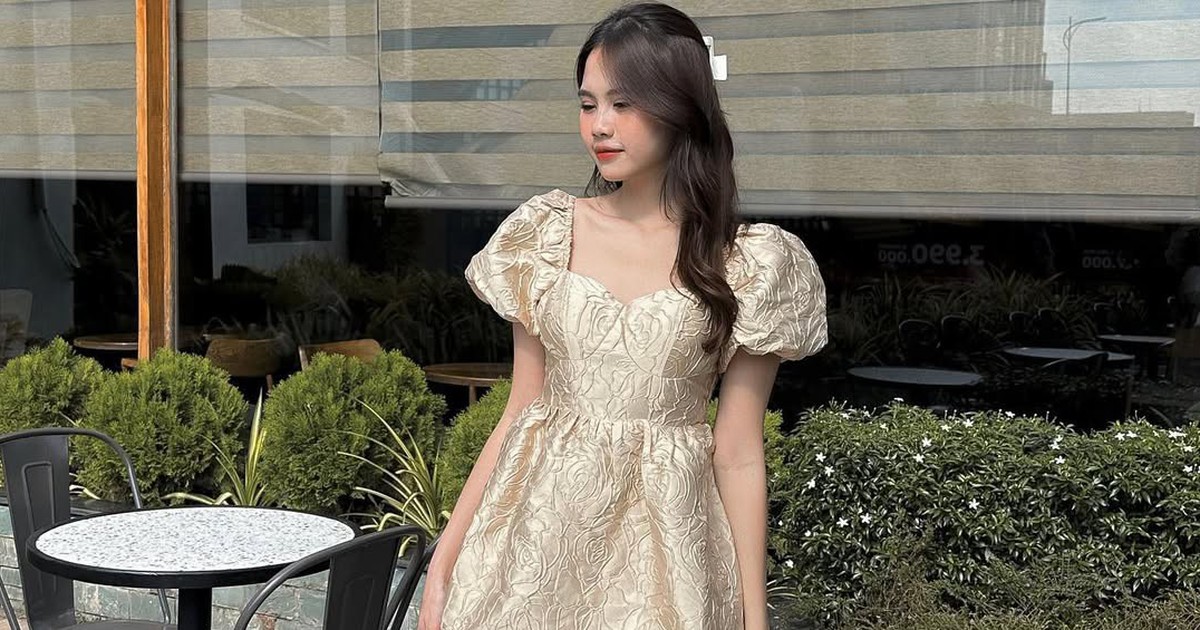Váy hoa nổi giúp nàng thêm kiêu kỳ trong từng bước đi