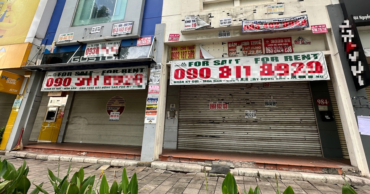 Mặt bằng bỏ trống ở phố 'nhà giàu' Phú Mỹ Hưng, chi chít bảng cho thuê