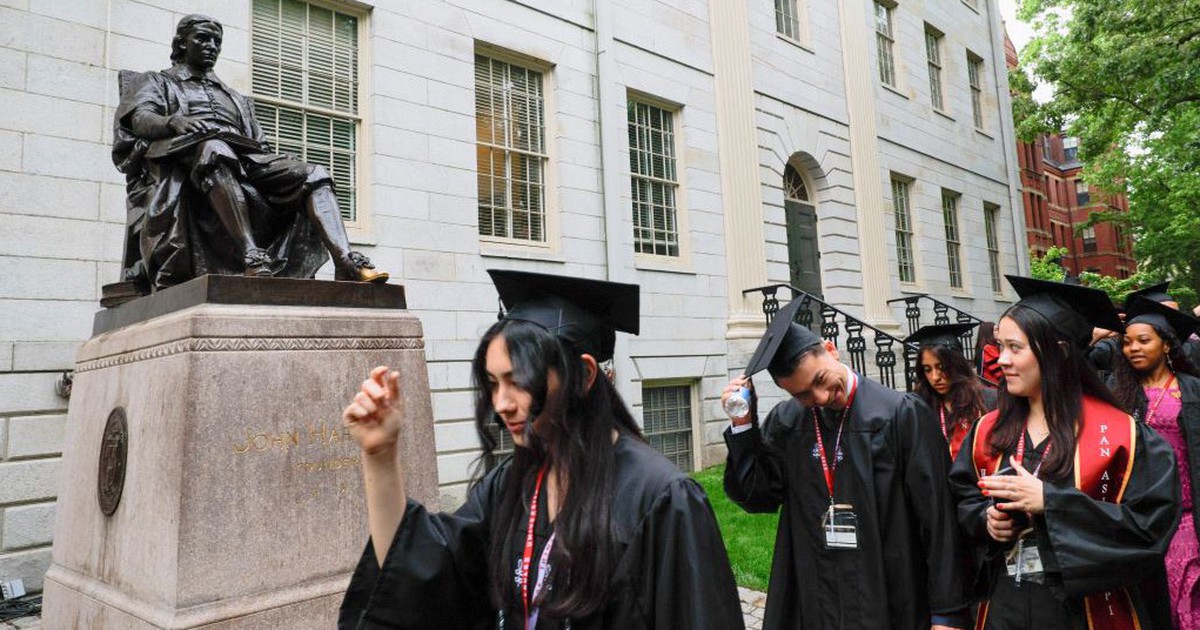 Đại học Harvard mở rộng đơn kiện ch&iacute;nh quyền Mỹ