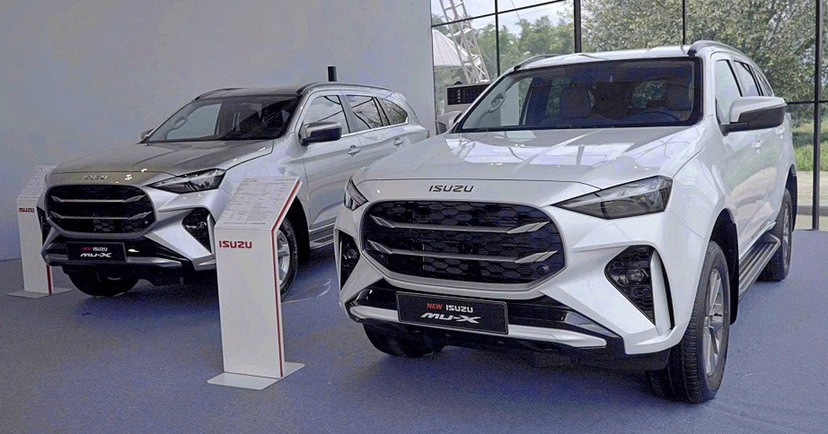 Isuzu mu-X 2025 giá từ 928 triệu đồng, đổi thiết kế quyết 'đấu' Ford Everest