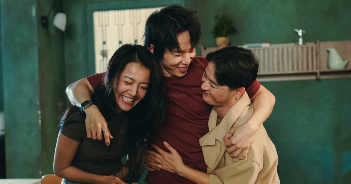 Phim kinh dị 'Dưới đáy hồ' dẫn đầu doanh thu phòng vé ngày đầu ra rạp