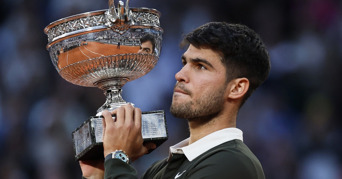 Alcaraz vô địch Roland Garros 2025: Cú lội ngược dòng kinh điển, thắng nghẹt thở Sinner