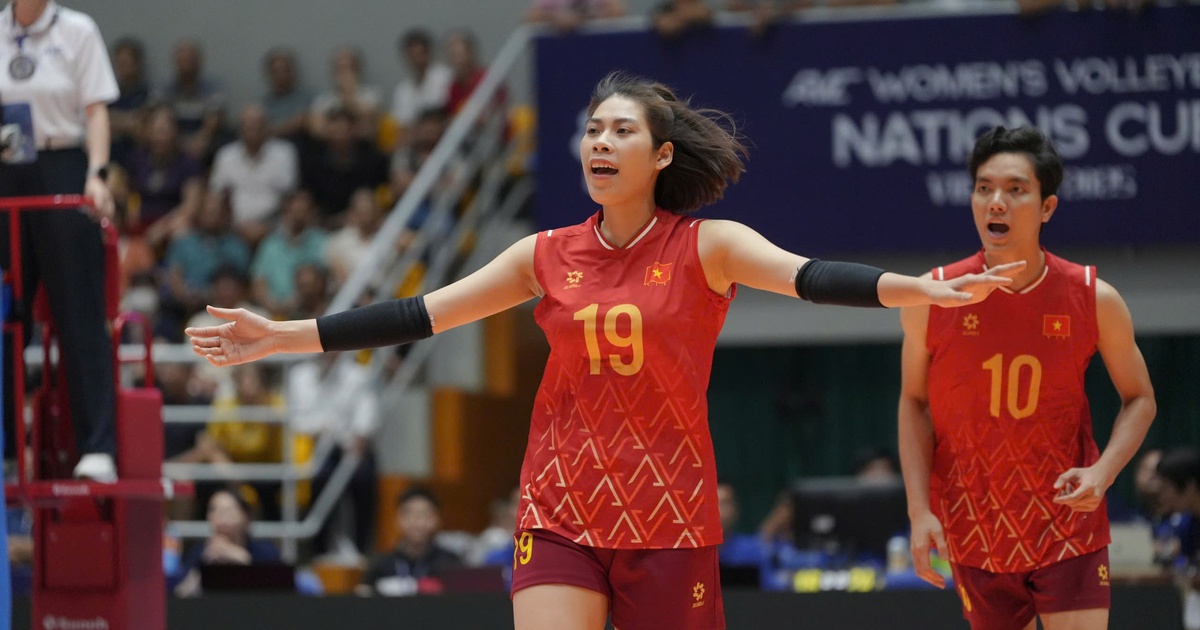 Fan 'xịn' giúp Thanh Thúy bùng nổ cùng đội tuyển bóng chuyền nữ Việt Nam: Thắng đậm Đài Loan