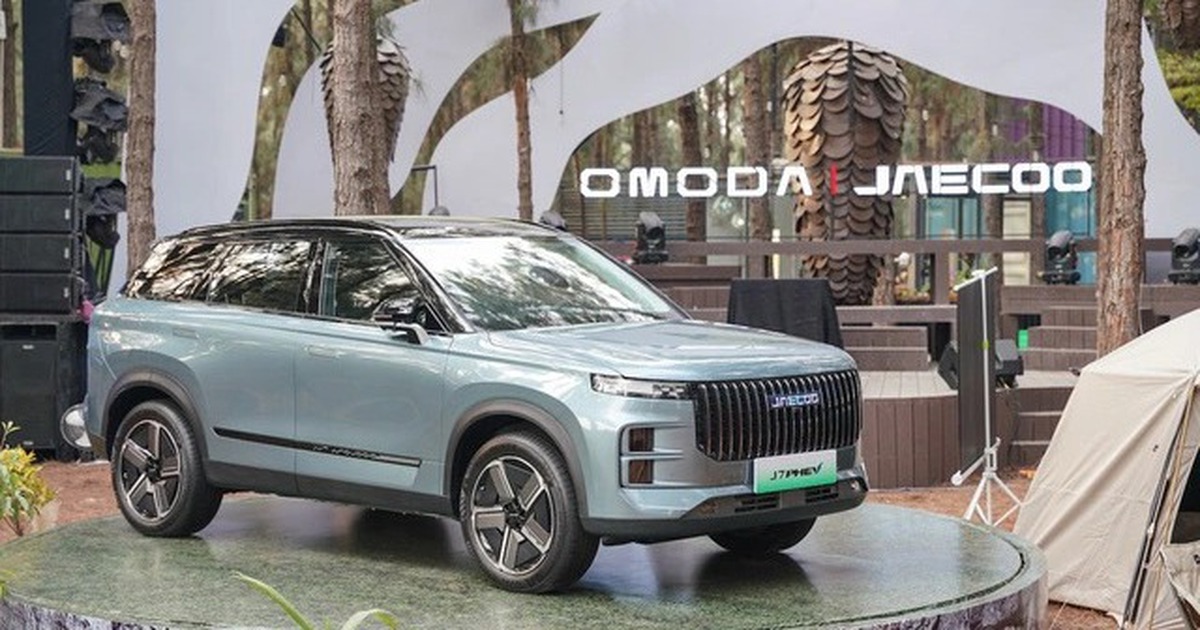 Ế ẩm, xe Trung Quốc Omoda C5 và Jaecoo J7 giảm giá gần 100 triệu đồng