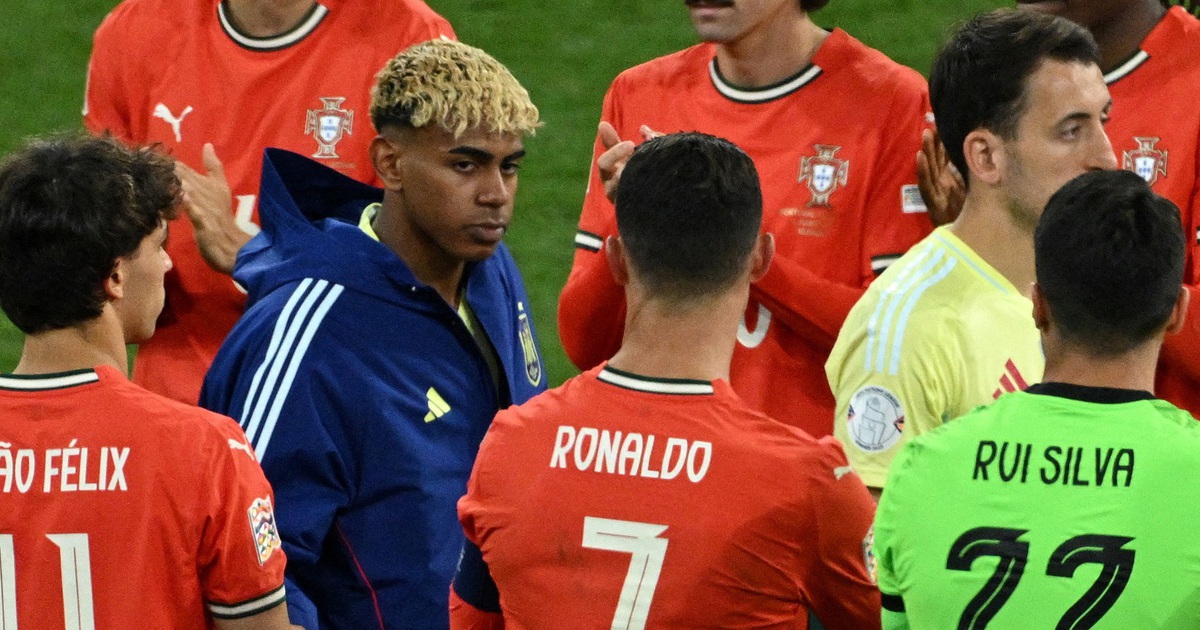 Yamal gây tranh cãi khi bỏ đi đúng lúc Ronaldo nâng cúp vô địch UEFA Nations League