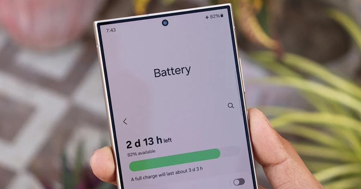 Samsung sửa lỗi hao pin của One UI 7