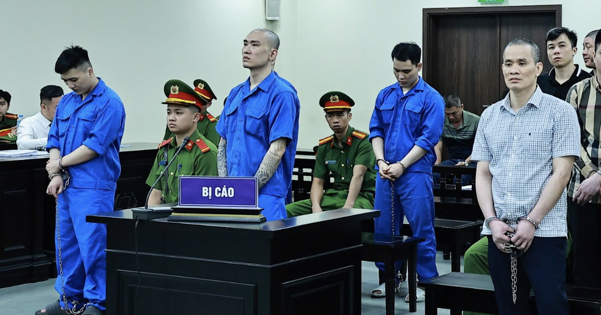 Cựu công an bị đề nghị án tử hình vì dùng xe biển xanh chở ma túy
