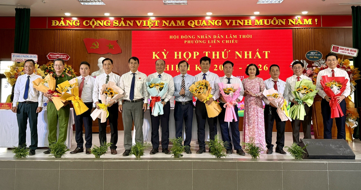 Kiện toàn bộ máy, sẵn sàng phục vụ người dân