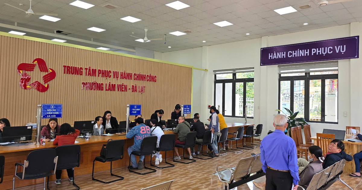 Người dân Xuân Trường - Đà Lạt tưởng hồ sơ bị 'tắc', hiểu ra lại thông cảm