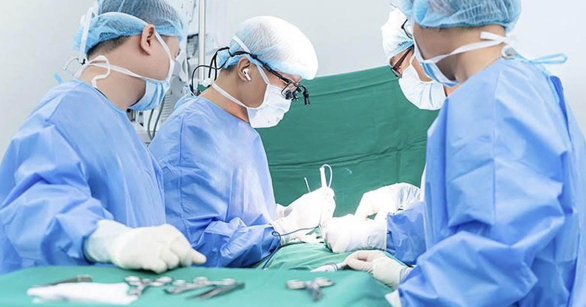 Alo bác sĩ nghe: Phẫu thuật nội soi cột sống có trị được thoát vị đĩa đệm?