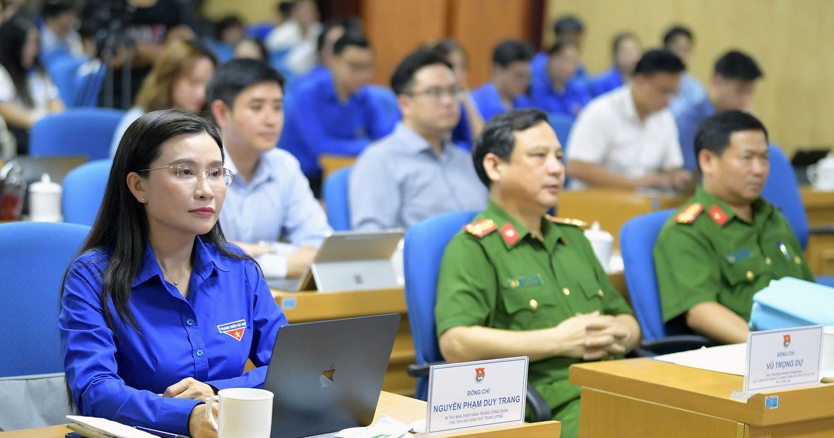 T.Ư Đoàn và Bộ Công an tập huấn tình nguyện viên hướng dẫn người dân về VneID