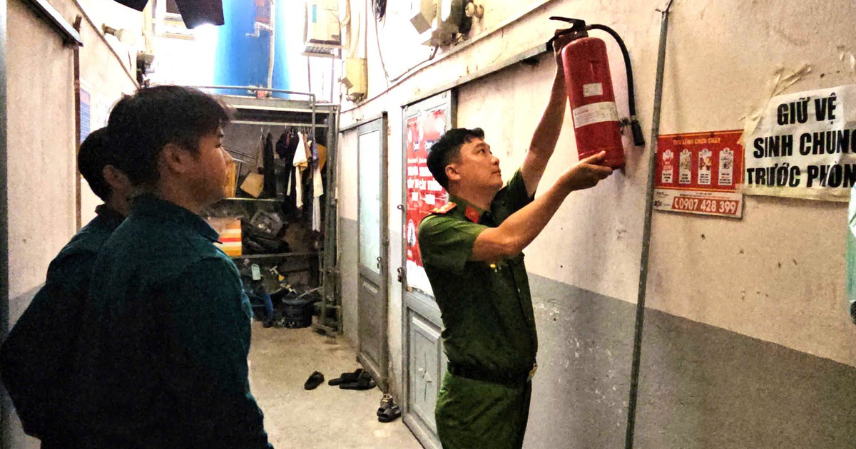 Kiểm tra phòng cháy, chữa cháy nhà trọ, chung cư 25 tầng ở phường Phú Thuận