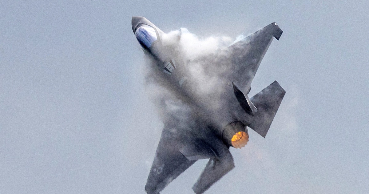 Đức mua thêm 15 tiêm kích F-35, Phần Lan rút khỏi hiệp ước mìn chống người