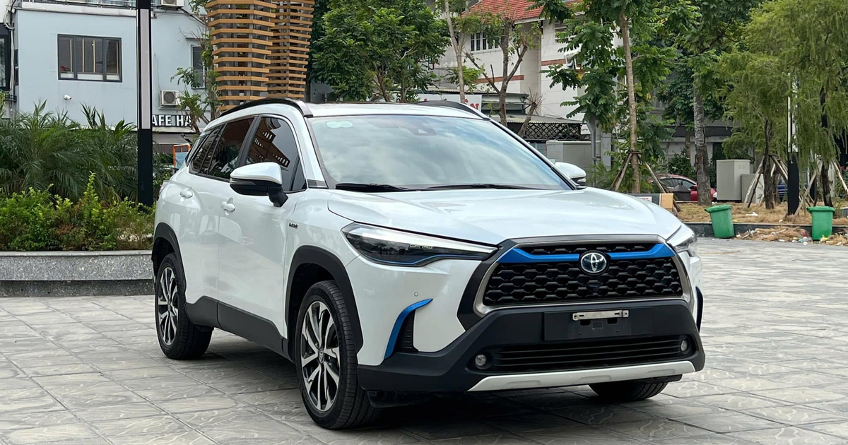 Toyota Corolla Cross hybrid sau 3 năm sử dụng giá gần 800 triệu đồng, có đáng mua?