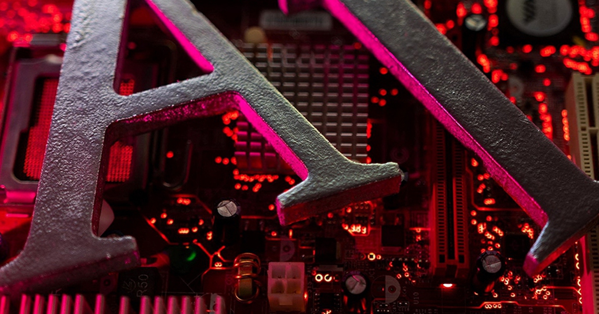 Khởi kiện v&igrave; bị AI bắt chước giọng n&oacute;i