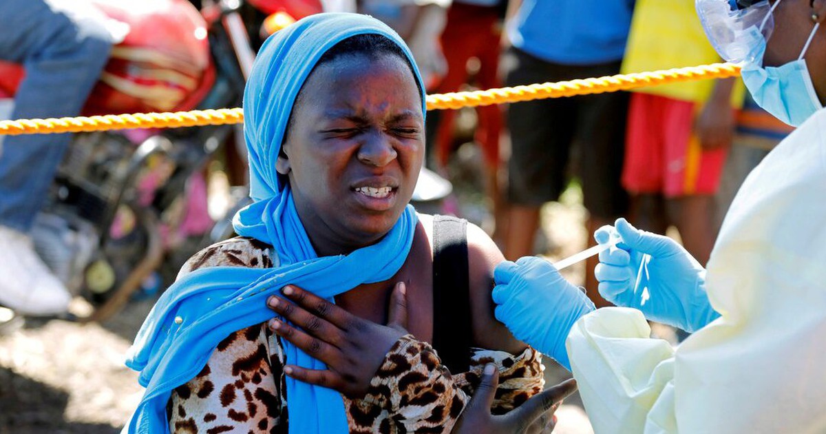 Vắc xin khẩn cấp gi&uacute;p giảm 60% số ca tử vong trong gần 25 năm