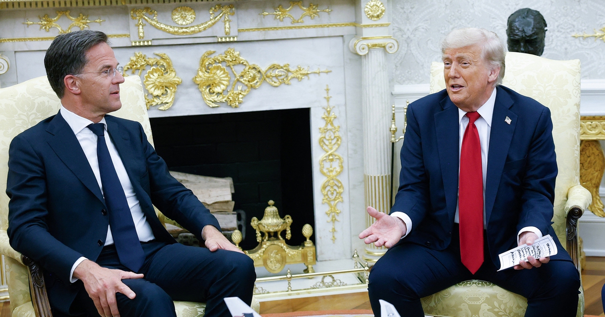 &Ocirc;ng Trump ra tối hậu thư cho Nga, tuy&ecirc;n bố muốn kết th&uacute;c xung đột Ukraine