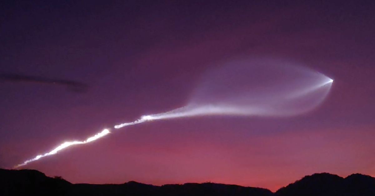 Giải m&atilde; hiện tượng lạ tr&ecirc;n bầu trời Việt Nam rạng s&aacute;ng khiến nhiều người t&ograve; m&ograve;