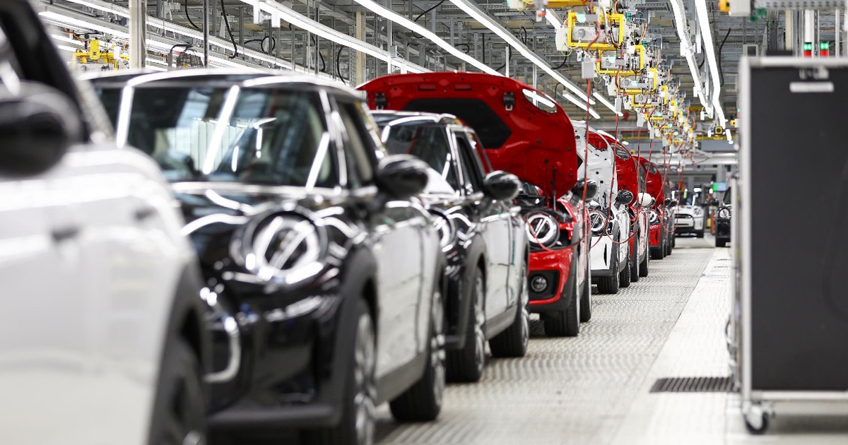 Trợ gi&aacute; mua xe điện, ch&iacute;nh phủ Anh chi gần 900 triệu USD