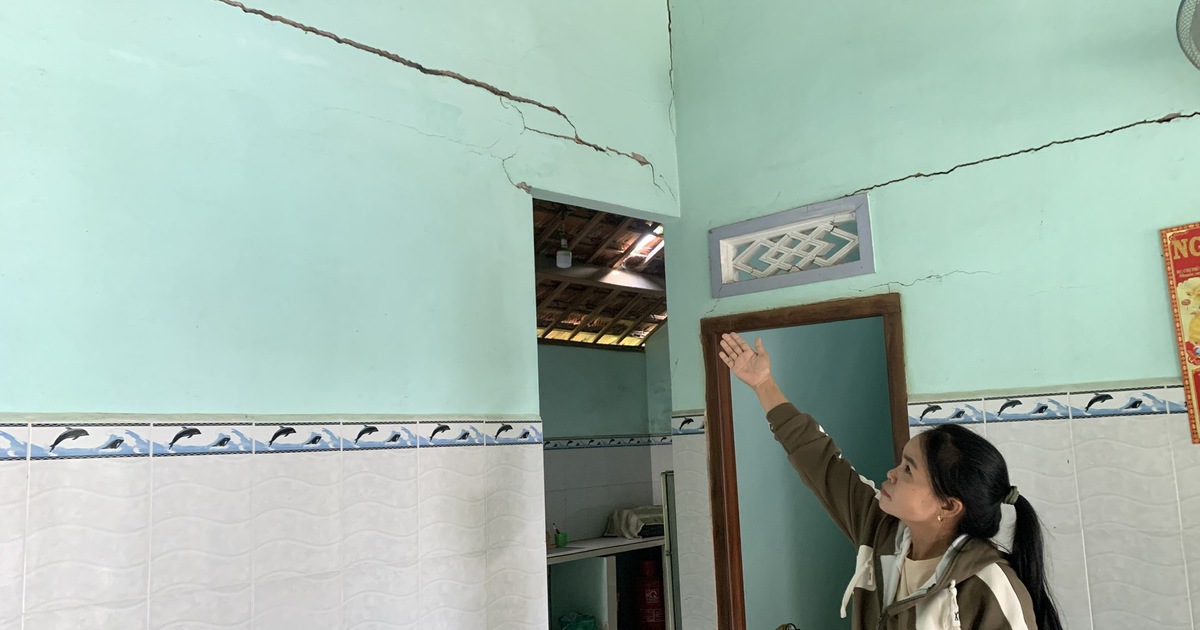 Nh&agrave; d&acirc;n rạn nứt do thi c&ocirc;ng cao tốc Bắc - Nam: Ch&iacute;nh quyền, chủ đầu tư n&oacute;i g&igrave;?