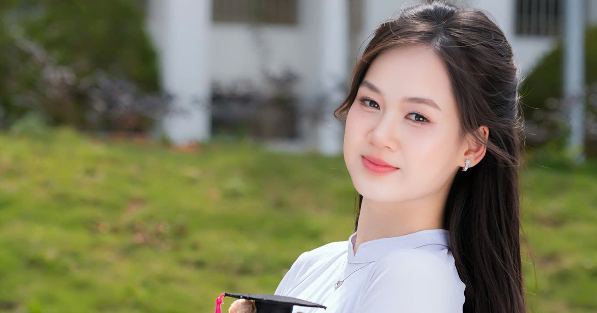 Nữ sinh Phú Thọ thủ khoa khối A với 3 điểm 10 được khen 