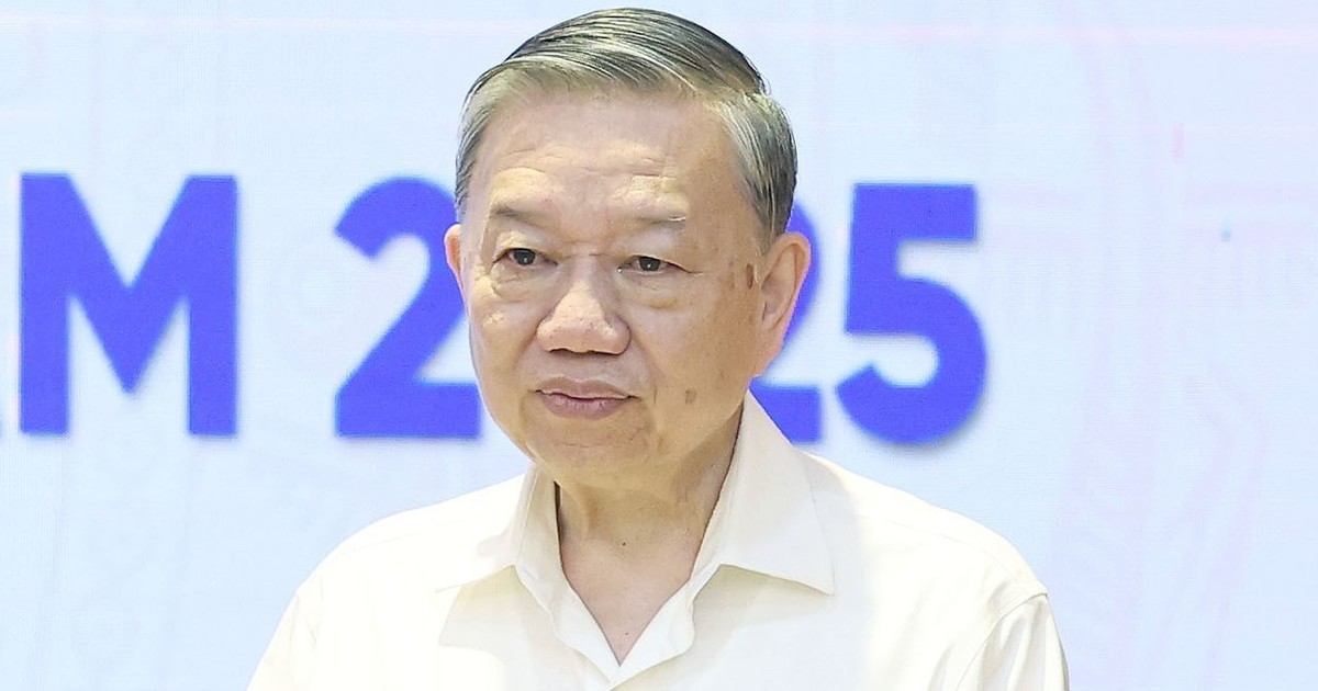 Tổng Bí thư: 'Chuyển đổi số là hệ thần kinh trung ương kết nối tỉnh và xã'