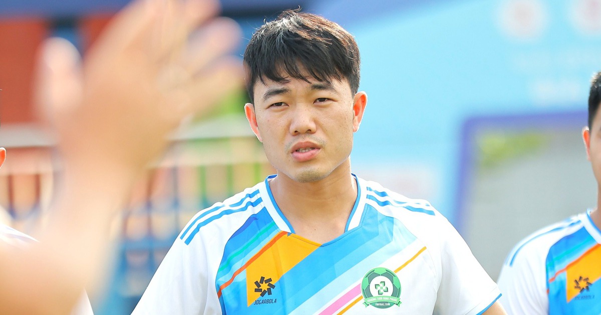 Cựu sao HAGL tiết lộ lý do chọn CLB Bình Phước, tái hợp Công Phượng