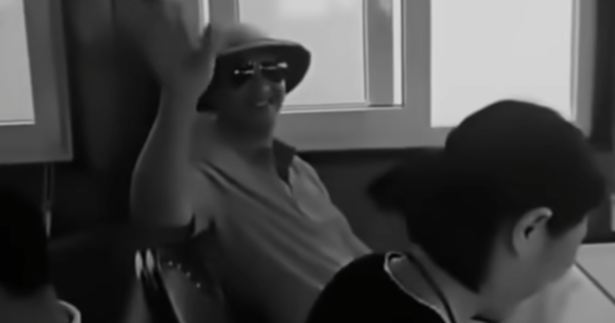 Gia đ&igrave;nh 5 người trong đoạn clip trước l&uacute;c lật t&agrave;u chỉ c&ograve;n 1 người sống s&oacute;t