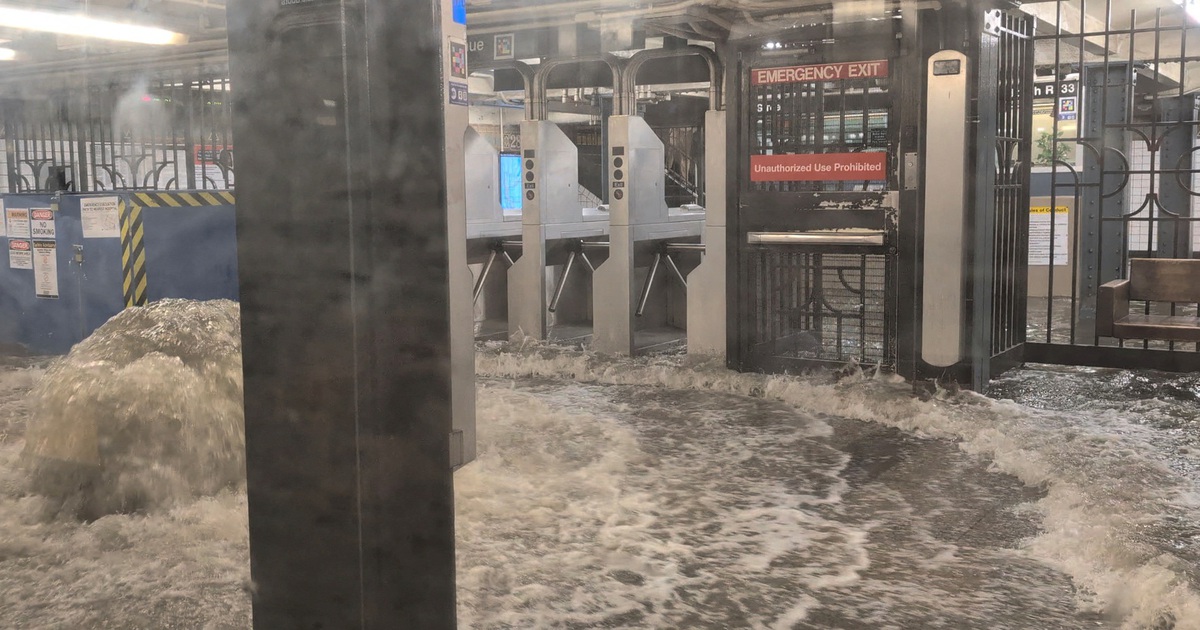 Nguy&ecirc;n nh&acirc;n đằng sau m&ugrave;a h&egrave; lũ qu&eacute;t ở Mỹ