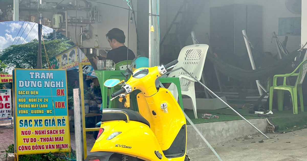 Trạm sạc xe điện nở rộ ở c&aacute;c qu&aacute;n c&agrave; ph&ecirc; TP.HCM: Gi&aacute; rẻ, combo ăn uống...