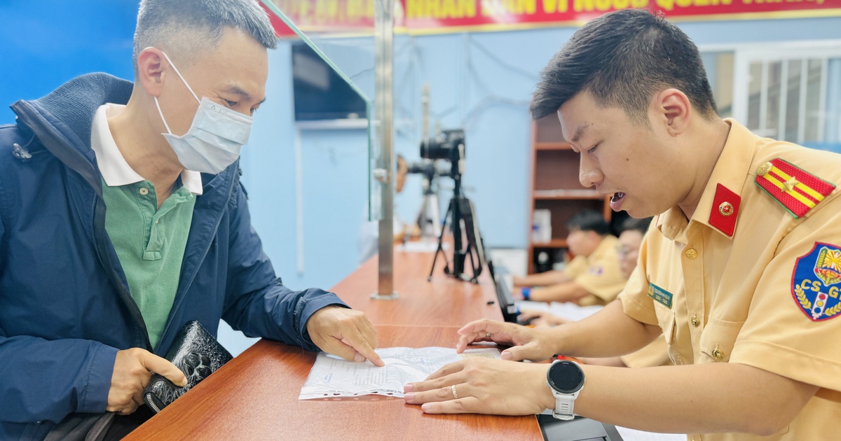 Nhiều đội/trạm CSGT đổi địa chỉ, người d&acirc;n TP.HCM cần lưu &yacute; để l&agrave;m thủ tục