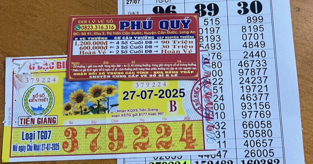 Xổ số miền Nam ng&agrave;y 27 th&aacute;ng 7: Bất ngờ tr&uacute;ng số nhờ tờ v&eacute; được tặng