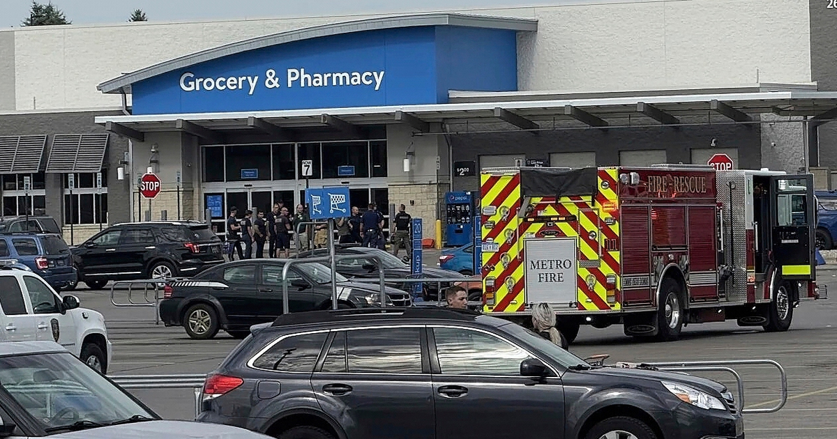 Đ&acirc;m dao h&agrave;ng loạt tại Mỹ, 11 người bị thương