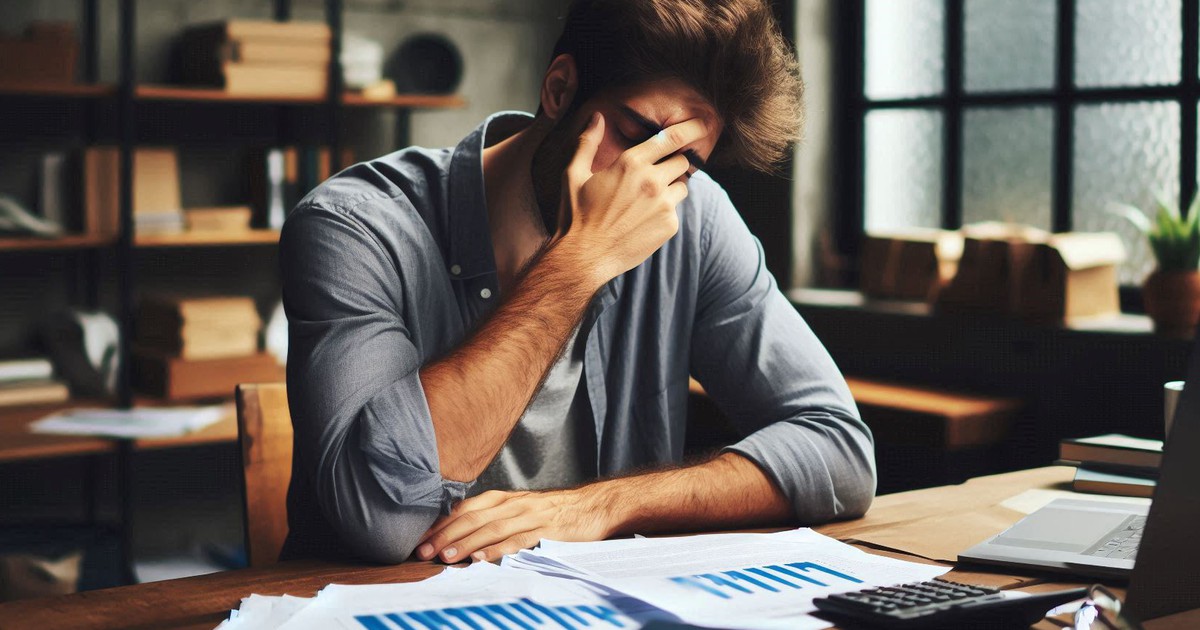Báo động Đỏ: 4 Triệu Chứng Ung Thư Mắt 'Giả Trạng' Dễ Bị Bỏ Qua