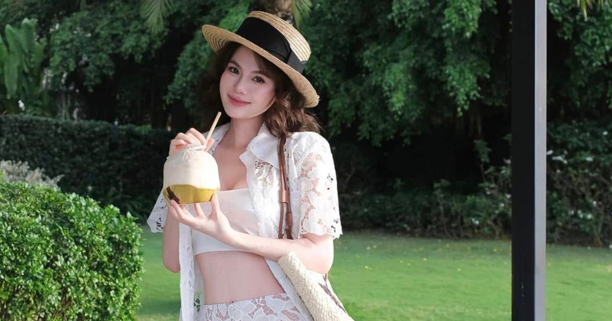 Quần shorts ren, vẻ nữ tính rạng rỡ và cuốn hút