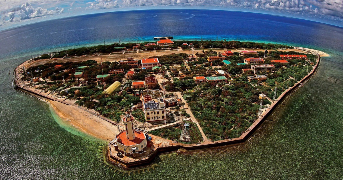 Lời dặn d&ograve; tiết kiệm điện của người l&iacute;nh nơi đảo xa