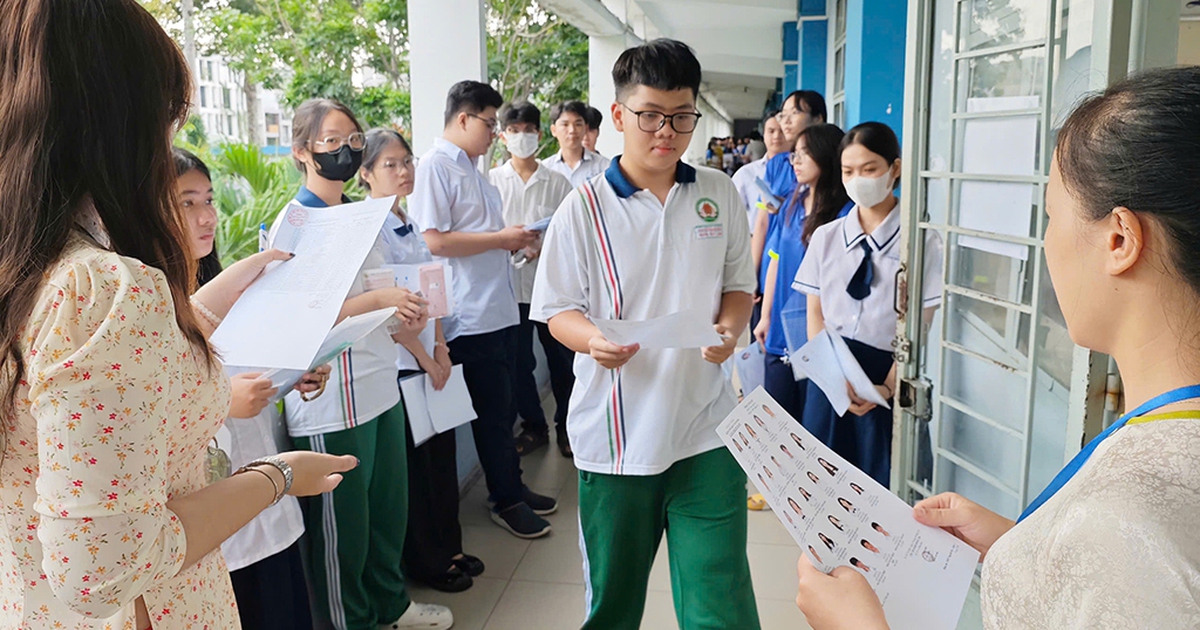 Từ đề thi tốt nghiệp THPT: Cần phải thay đổi việc dạy và học
