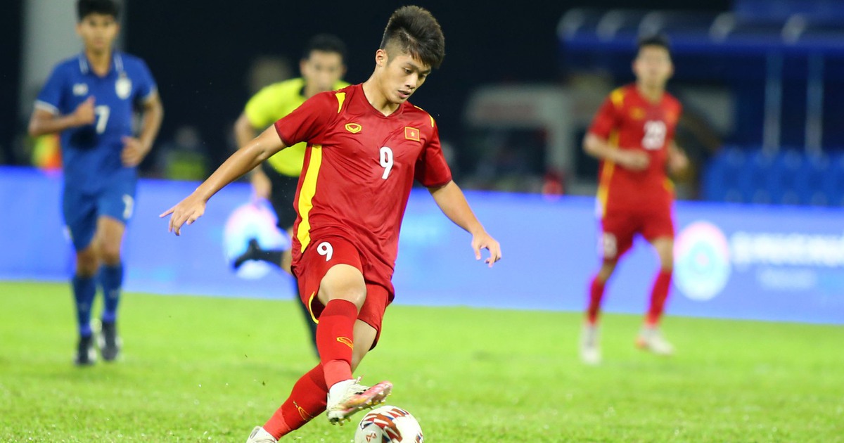 Quốc Việt: Màn chạy đà hoàn hảo, nhắm hat-trick vô địch lịch sử cùng U.23 Việt Nam