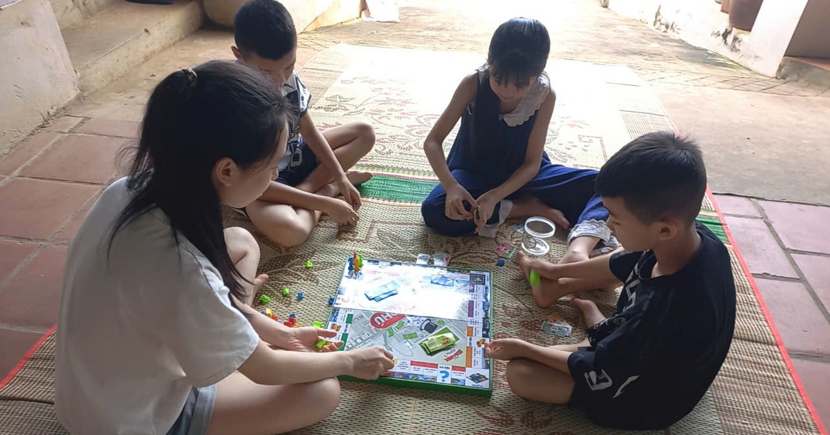 Chuyện nh&agrave; t&ocirc;i đồng t&acirc;m hiệp lực tiết kiệm điện