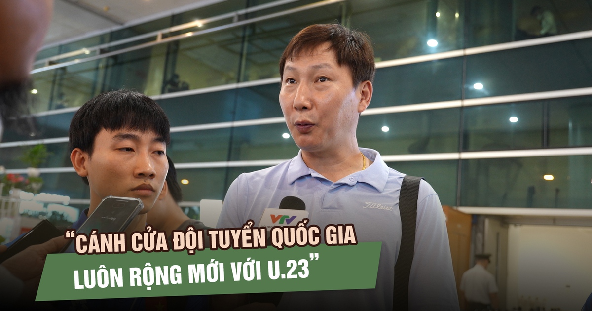 HLV Kim Sang-sik: ‘Cánh cửa ĐTQG rộng mở với các cầu thủ U.23’