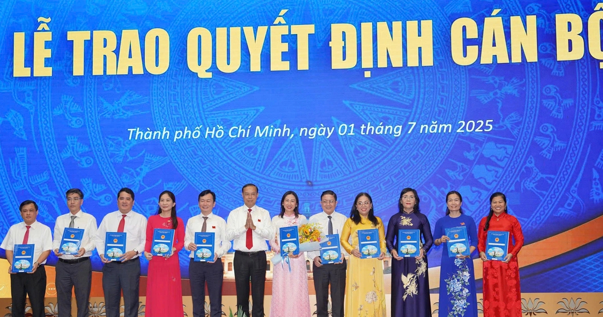 Giám đốc, phó giám đốc Sở Nội vụ TP.HCM